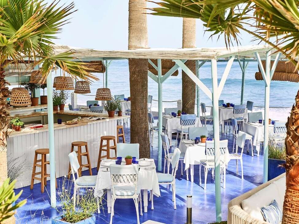 Marbella Club hotel oceanside bar