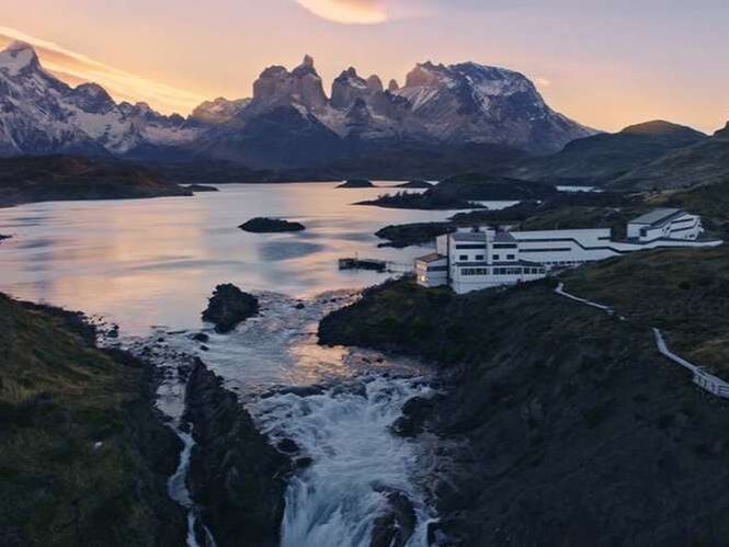 Explora Lodge Torres del Paine lake and mountains