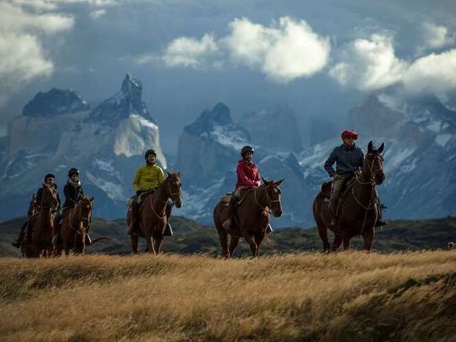 Explora Torres de Paine horseback riding